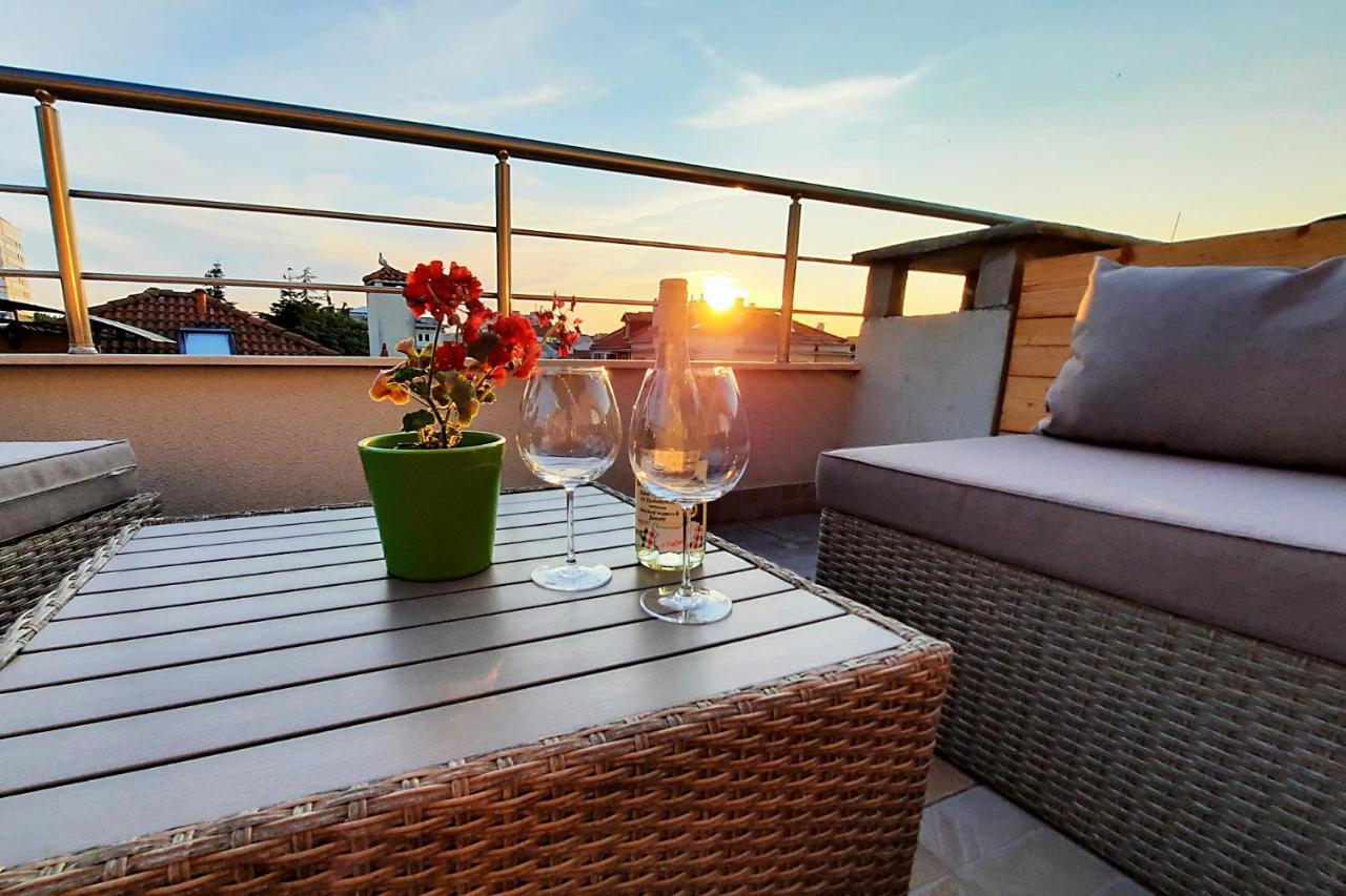 Shik & Chic In The Heart Of Burgas # 5Min From Beach # New Exterior photo